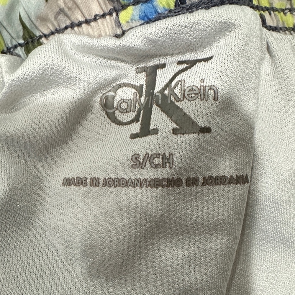 Calvin Klein Women’s Multi Colored flowered Running Shorts 3 inch